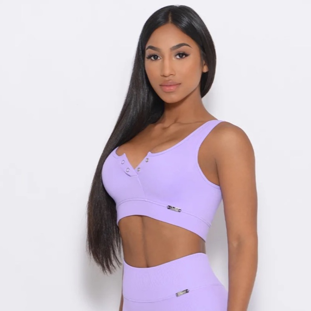 RARE Bombshell sportswear snap bra in light lavender